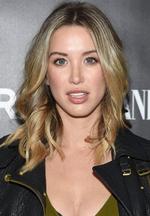 Aktor Melissa Bolona