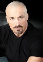 Aktor Paul Lazenby