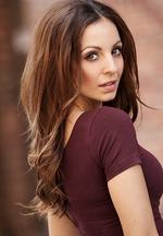 Aktor Farrah Aviva