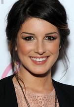 Aktor Shenae Grimes-Beech