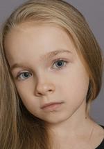 Aktor Masha Surikova