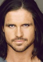 Aktor John Hennigan