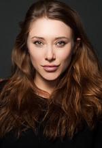Aktor Alexandra Vino