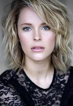 Aktor Charlotte Aubin