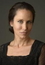 Aktor Nina Young