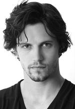 Aktor Nathan Parsons