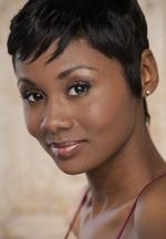 Aktor Emayatzy Corinealdi