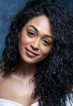 Aktor Savannah Basley