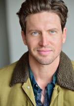 Aktor Barrett James