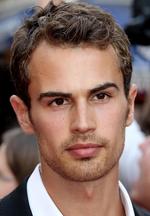 Aktor Theo James