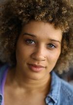 Aktor Krystal Tomlin