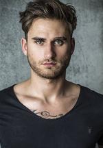 Aktor Charlie Clapham