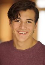 Aktor Connor Jones