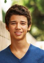 Aktor Uriah Shelton