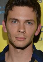 Aktor Devon Graye