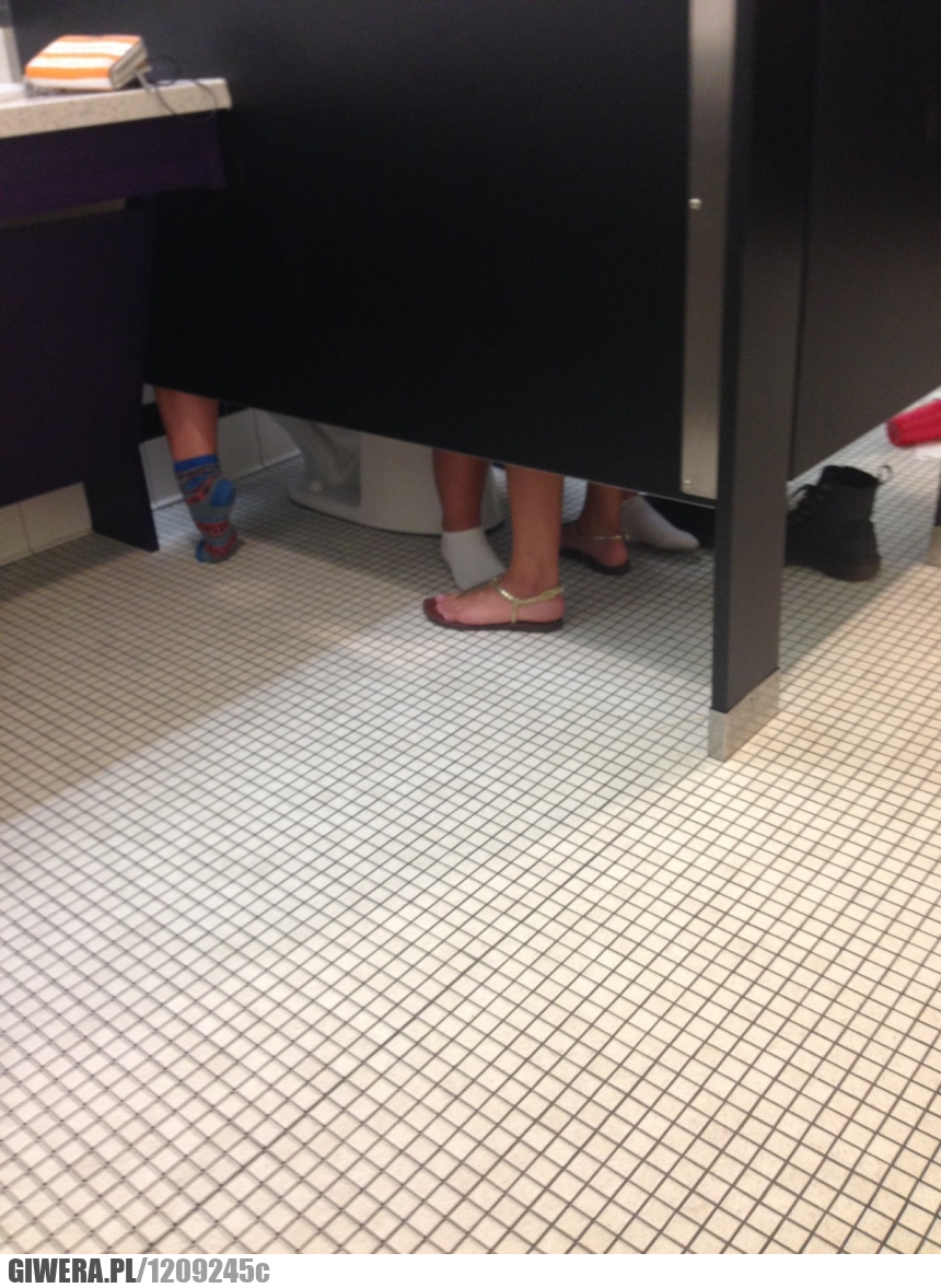 Toaleta,trójkącik,sex