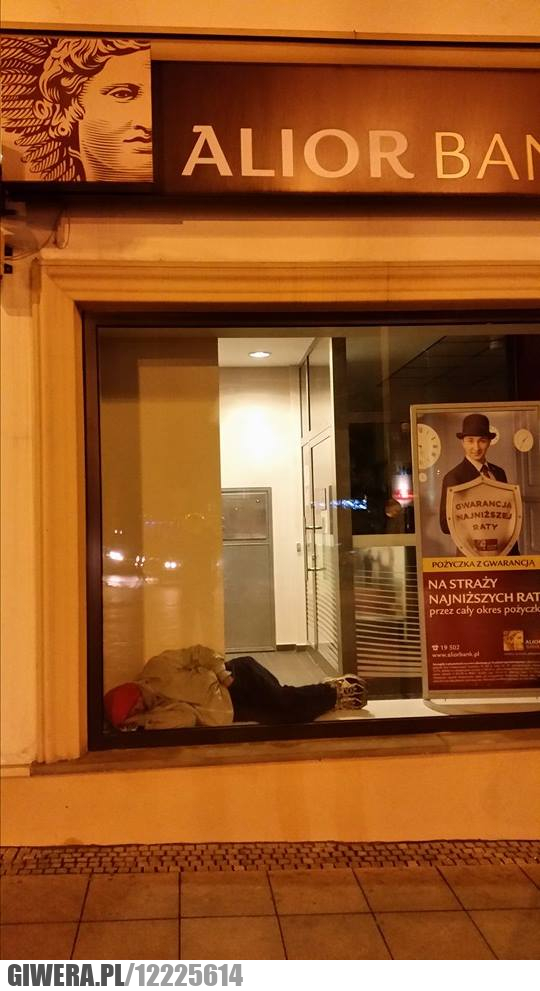 Alior Bank,ochrona czuwa,bezdomny
