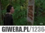Pod koniec pierwszego odcinka nowej serii The Walking Dead główny bohater rysuje logo Polski 