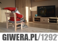 Nawet Św. Mikołaj się nudzi po świętach i w Styczniu nonstop ogląda Tv z nudów...