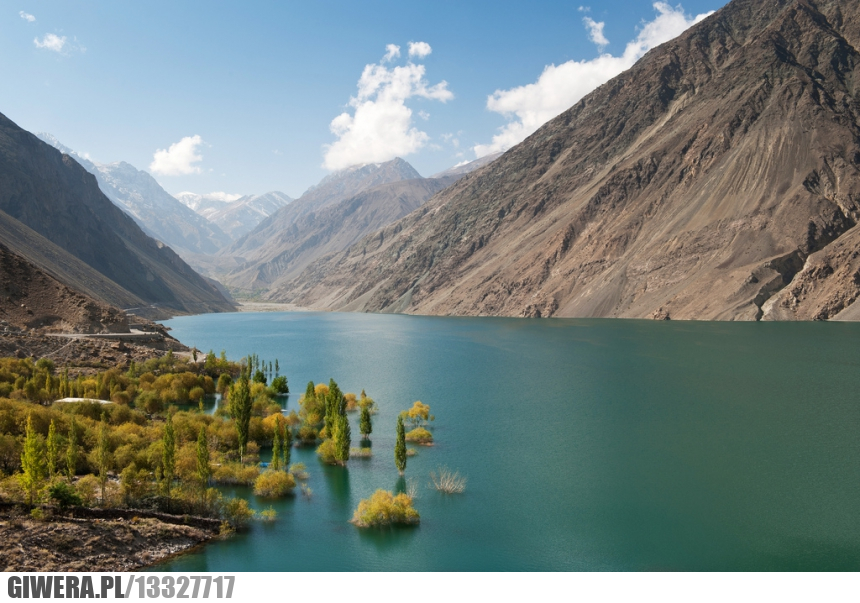 Satpara Lake, Pakistan
