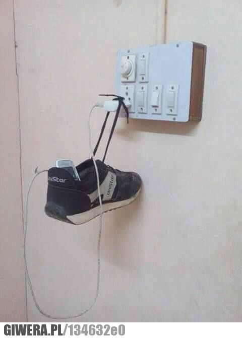 ładowarka,kabel,but
