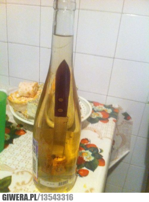 Nóż,wino,otwieranie