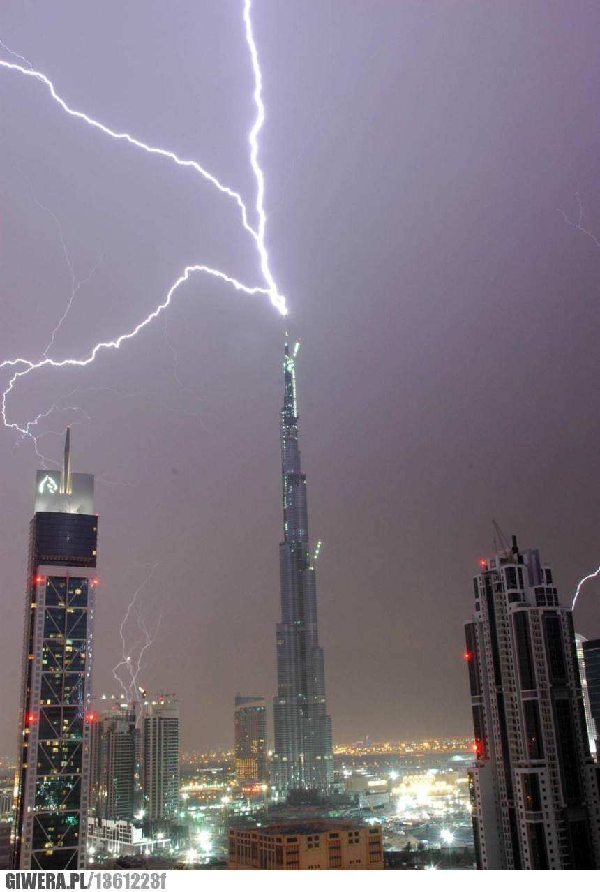 Burdż Chalifa,piorun