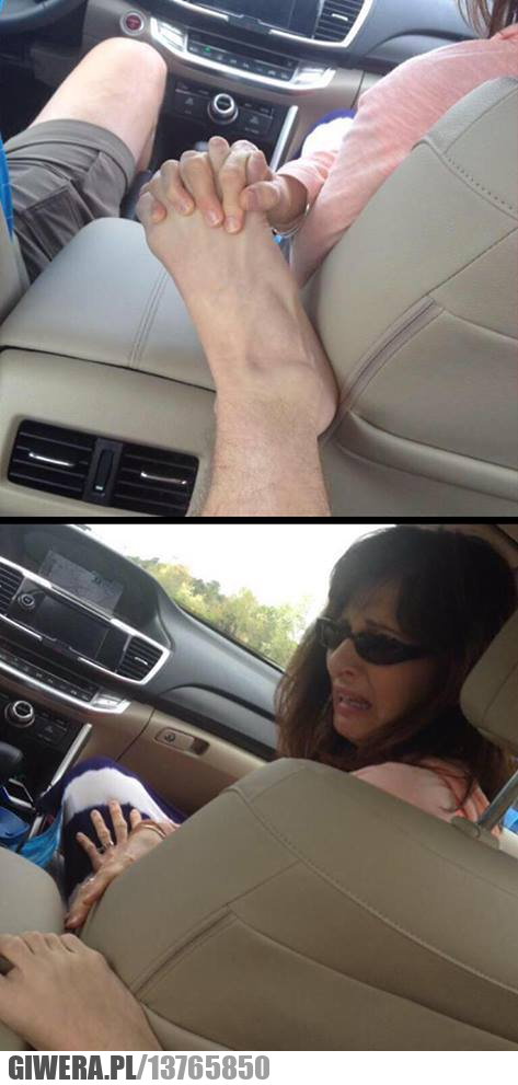 noga,ręka,trzymanie