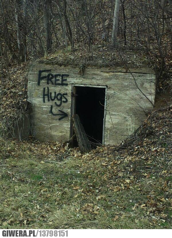 Free Hugs