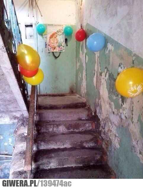 impreza,baloniki,klatka schodowa