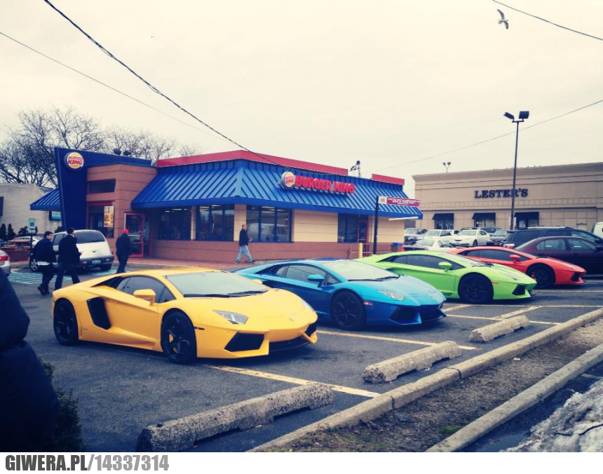 Lamborghini,Burger King,parking