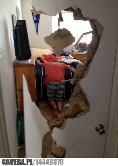 Drzwi,powrót,dom,pijak