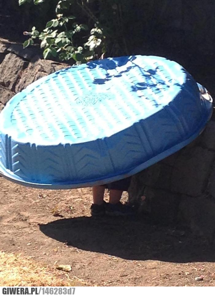 Chowany,dziecko,piaskownica