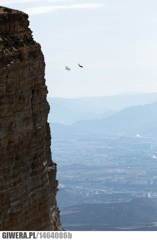 Skok,rower,przepaść