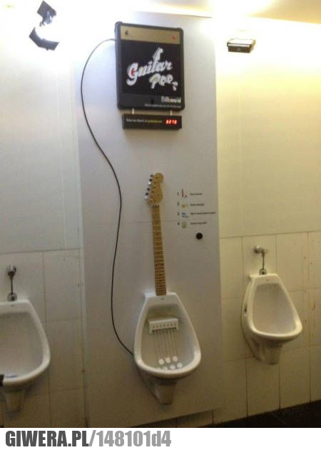 Toaleta,Gitara,Pisuar