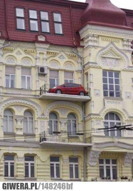 WTF,parkowanie,balkon