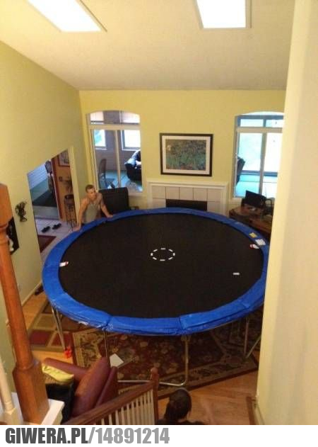 Trampolina,salon