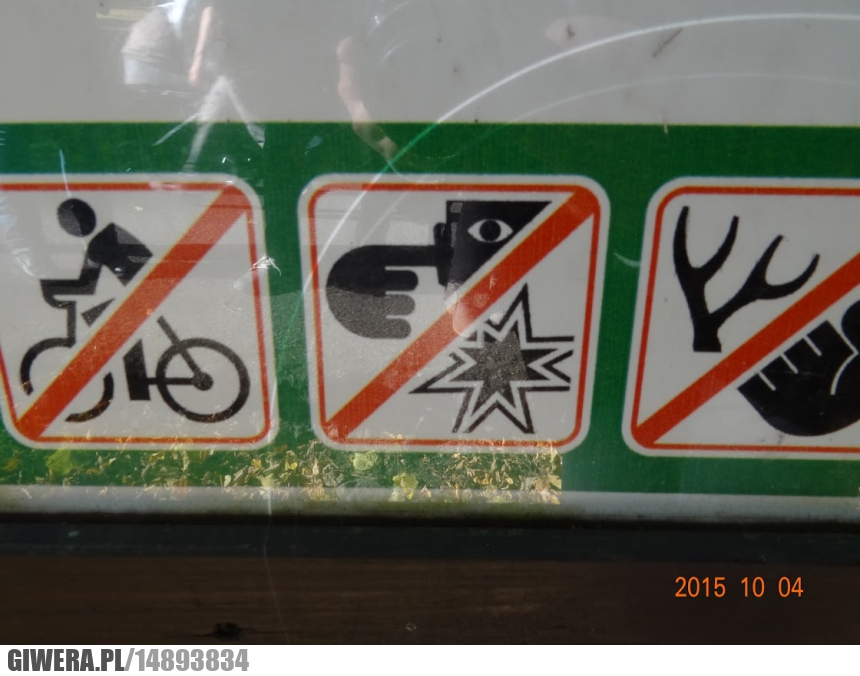 Tabliczki,ucho,wybuch