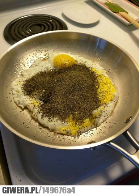 Pieprz,do smaku,przyprawy,jajka,jajecznica,sadzone