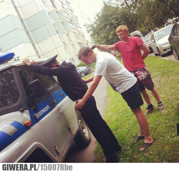 Rosja,Policja,przeszukanie