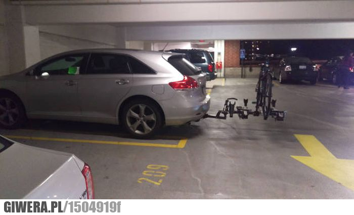 Mistrz parkowania,rower,parking