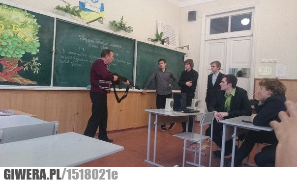 Rosja,Szkoła,Nauka,AK47