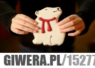 Starbucks-znów wywołał lawinę hejtu na świeżo wypuszczony produkt - piernikowe misie polarne. Dlaczego? Amerykanie uznali, że ich czerwone kokardki sprawiają wrażenie jakby misie miały podcięte gardła