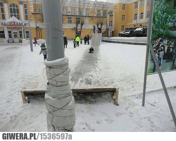 Zjeżdżalnia,lód,słup