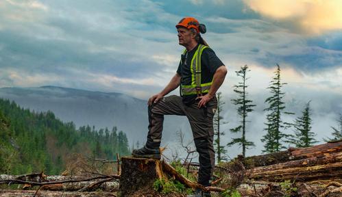 Drwal z Vancouver Island (2020) - Burzliwe wody