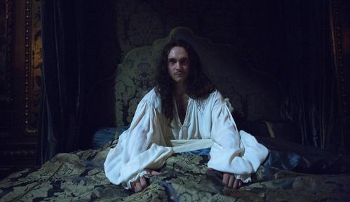 Wersal.  Prawo krwi (2015)