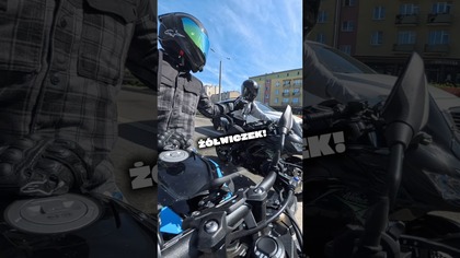 KIEDY SPOTYKASZ MOTOCYKLISTKĘ