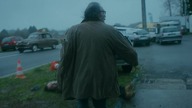 L. Effondrement. 2019.pl. S01E02. 720p. WEBRip. X264-J