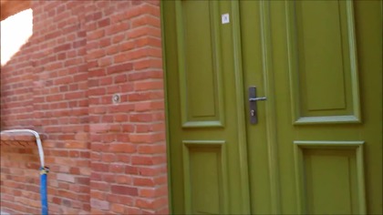 Księży Młyn ( famuły ) po rewitalizacji Łódź i nowe już popękane ściany , tynki