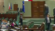 Mieszkowski zaskoczył posłów PO i Nowoczesnej blokujących mównicę w Sejmie.
